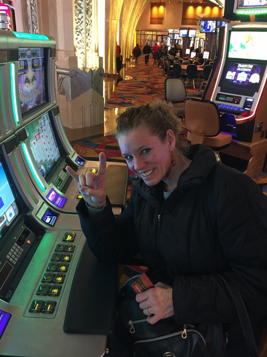 bobs wife cindy at casino.jpg