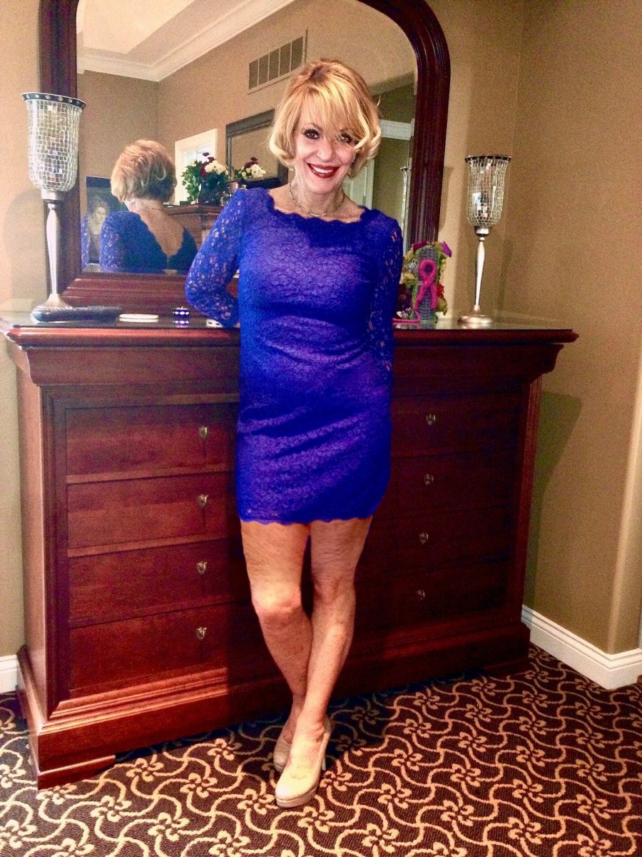 Marci: Cuckoldress in a blue dress